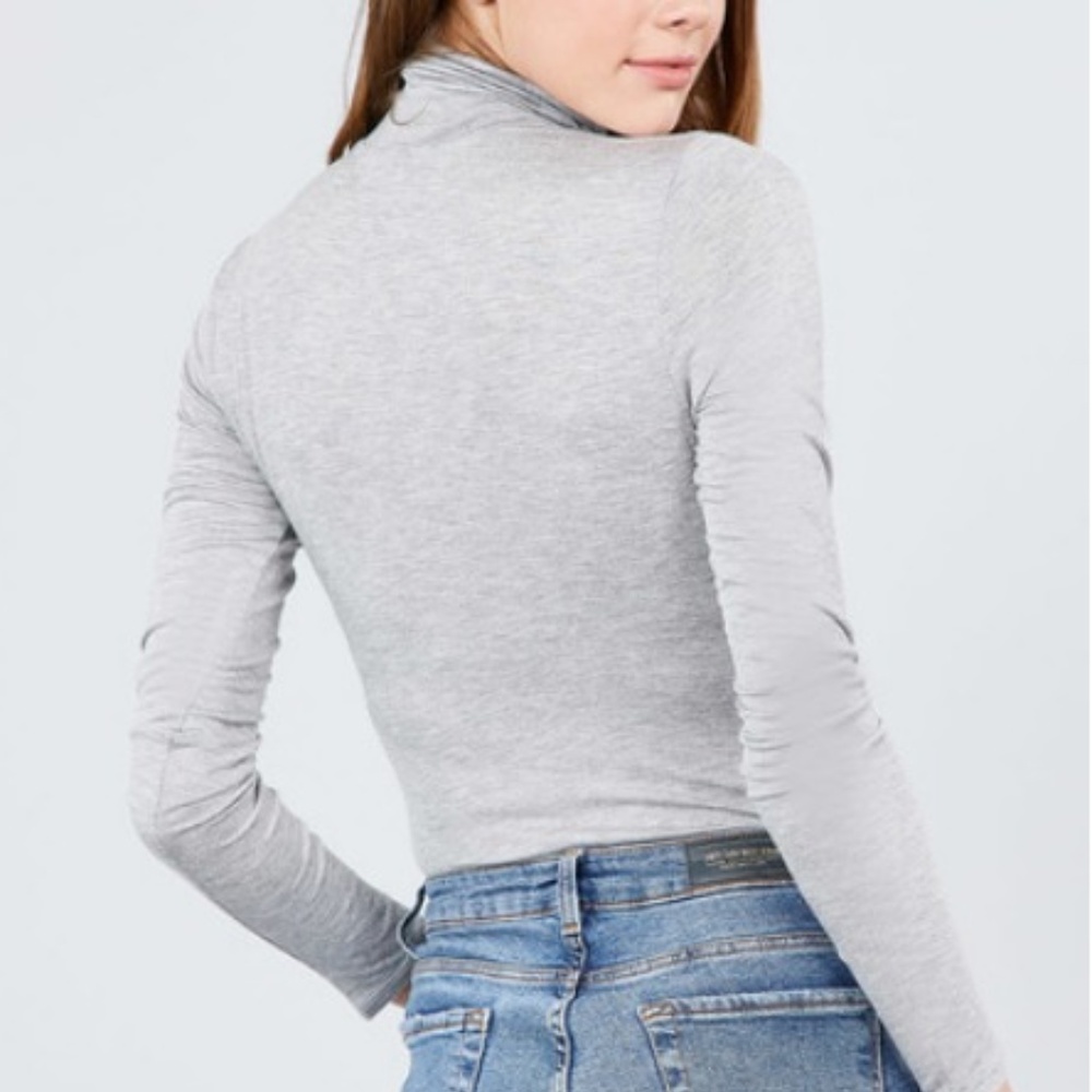 NWT- SOFT! Women's Rayon Jersey Turtleneck Bodysuit, Heather Gray - Picture 2 of 4